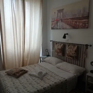  Maison d'hôtes T C Rms Italie